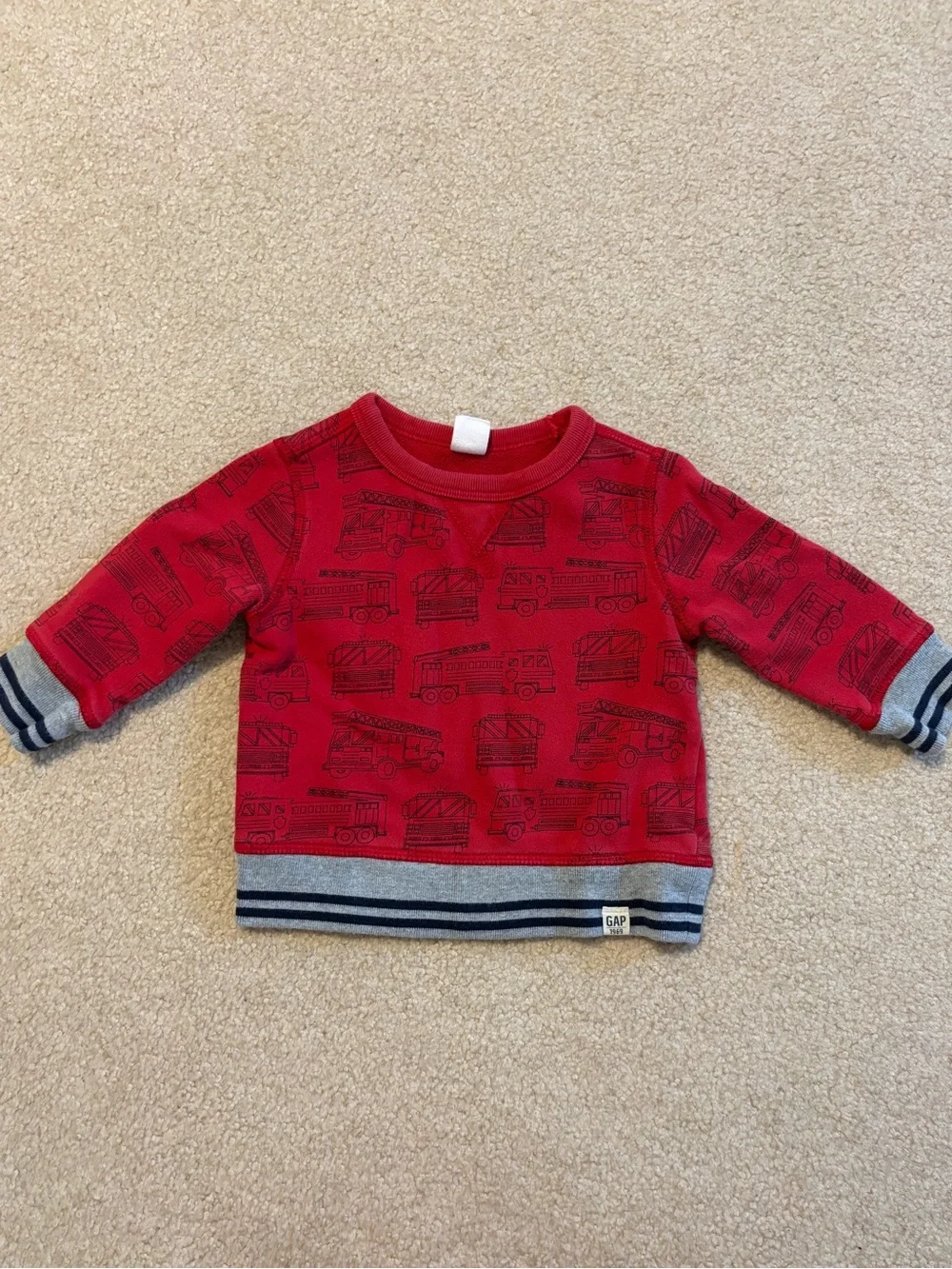 GAP Red Fire Truck Print Kids Sweatshirt Size 12-18 Months